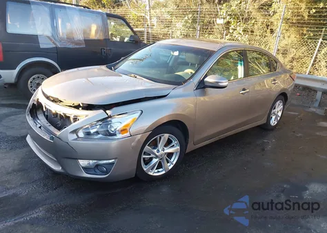 2015 Nissan Altima 2.5 Sl z USA, uszkodzony, nr VIN 1N4AL3AP7FC221469